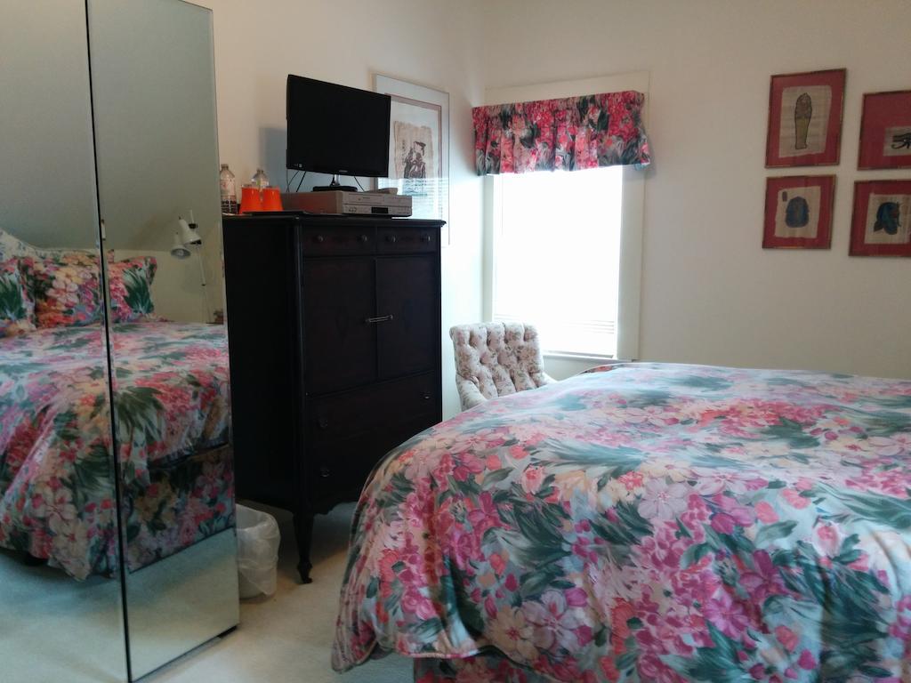 Fairmont House Bed & Breakfast Mahone Bay Cameră foto